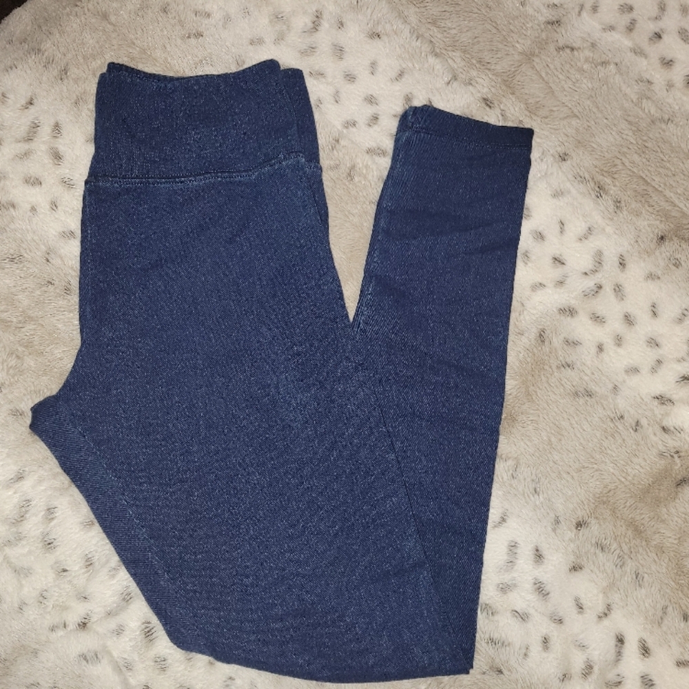 NWOT SECRET Jean Leggings